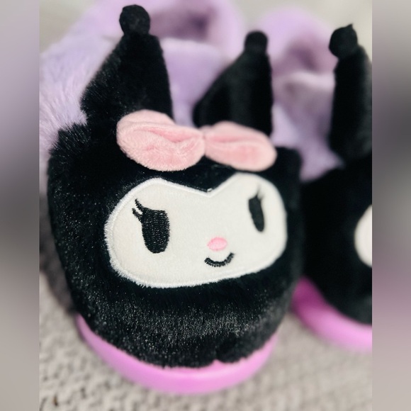 New Sanrio KUROMI size 6 BLACK PURPLE COLOR SO SOFT - Picture 2 of 6